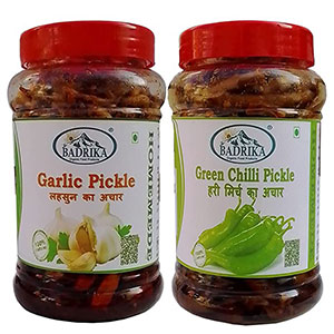 Garlic and Green CHilli Picklle